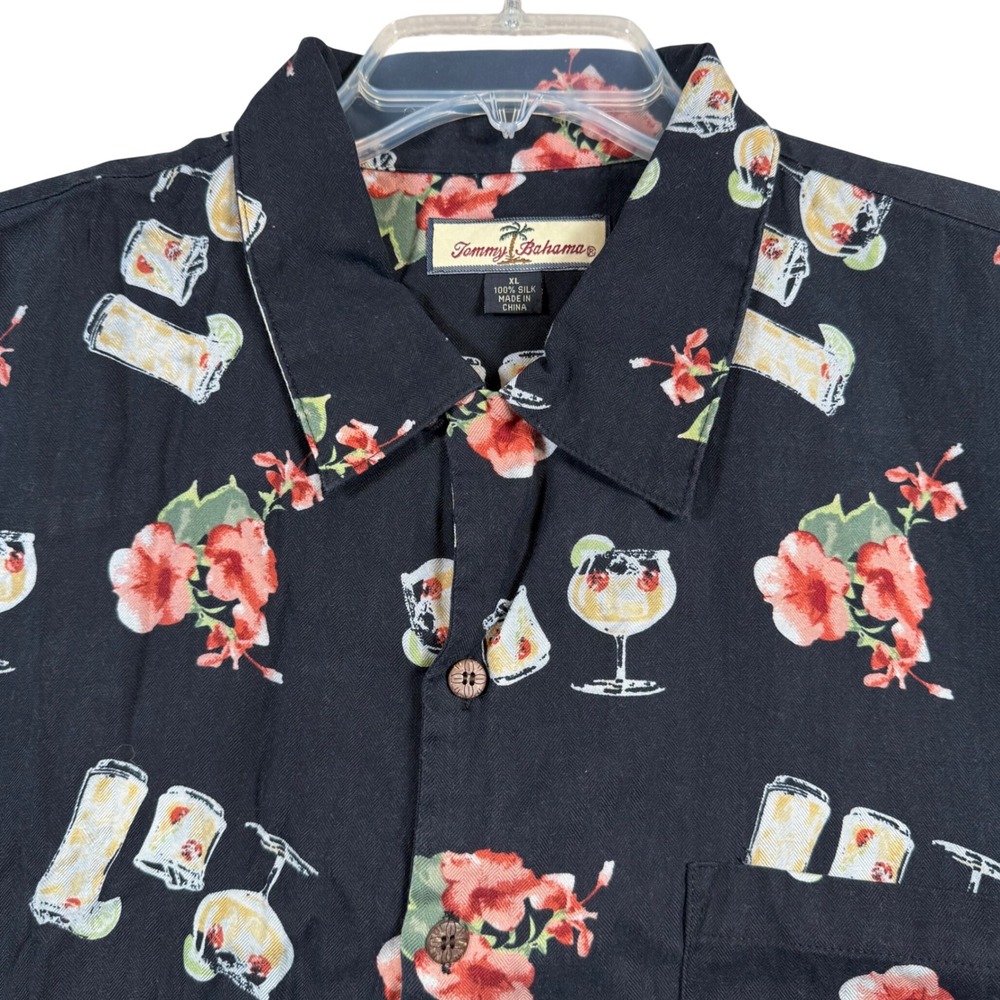 Tommy Bahama Button Down Men XL Black Silk Tropical Cocktail Floral Shirt